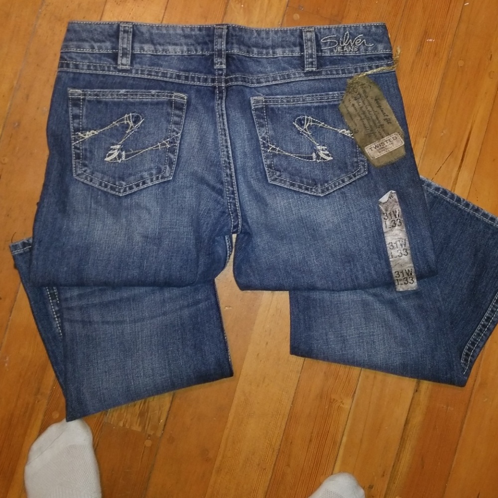 NWT 31x33 Silver Jeans